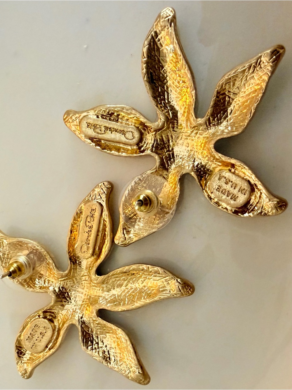 Oscar de la Renta Golden Starfish Enamel & Sparkling Crystal Earrings ✨ Pierced - Picture 9 of 12